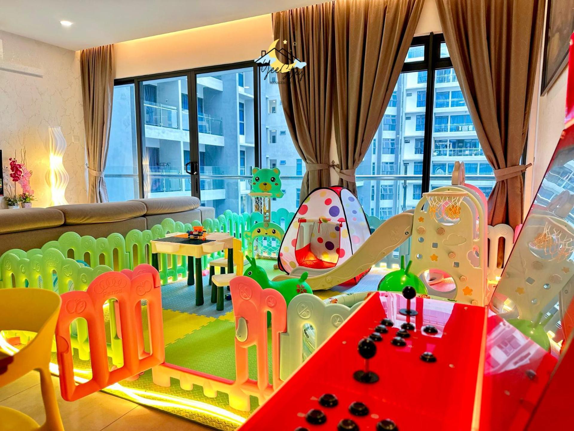 Atlantis 8-12Pax/Netflix/Video Game/5Min To Jonker Apartman Malacca Kültér fotó